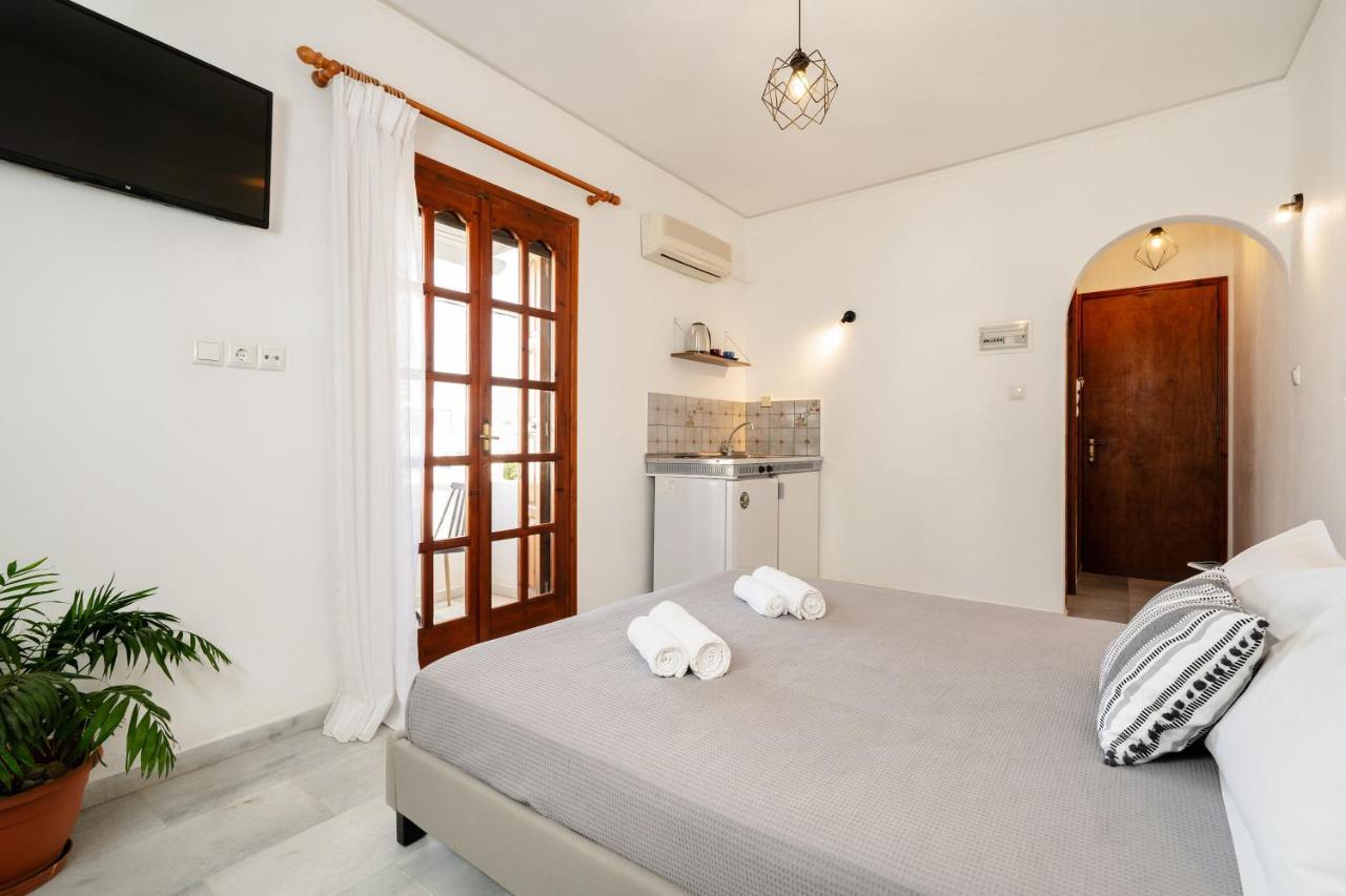 Flerianos Studios Naxos Agios Prokopios  Exteriör bild
